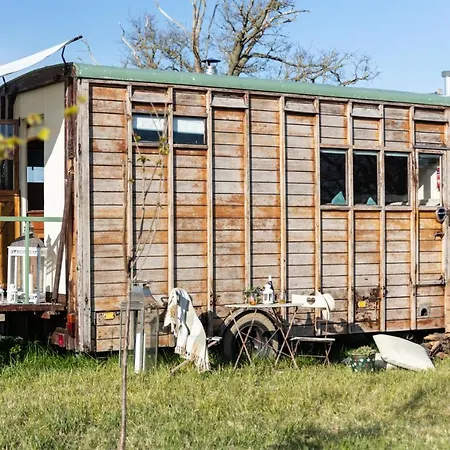 The Hoot Romantic Glamping Southwick  Exterior photo