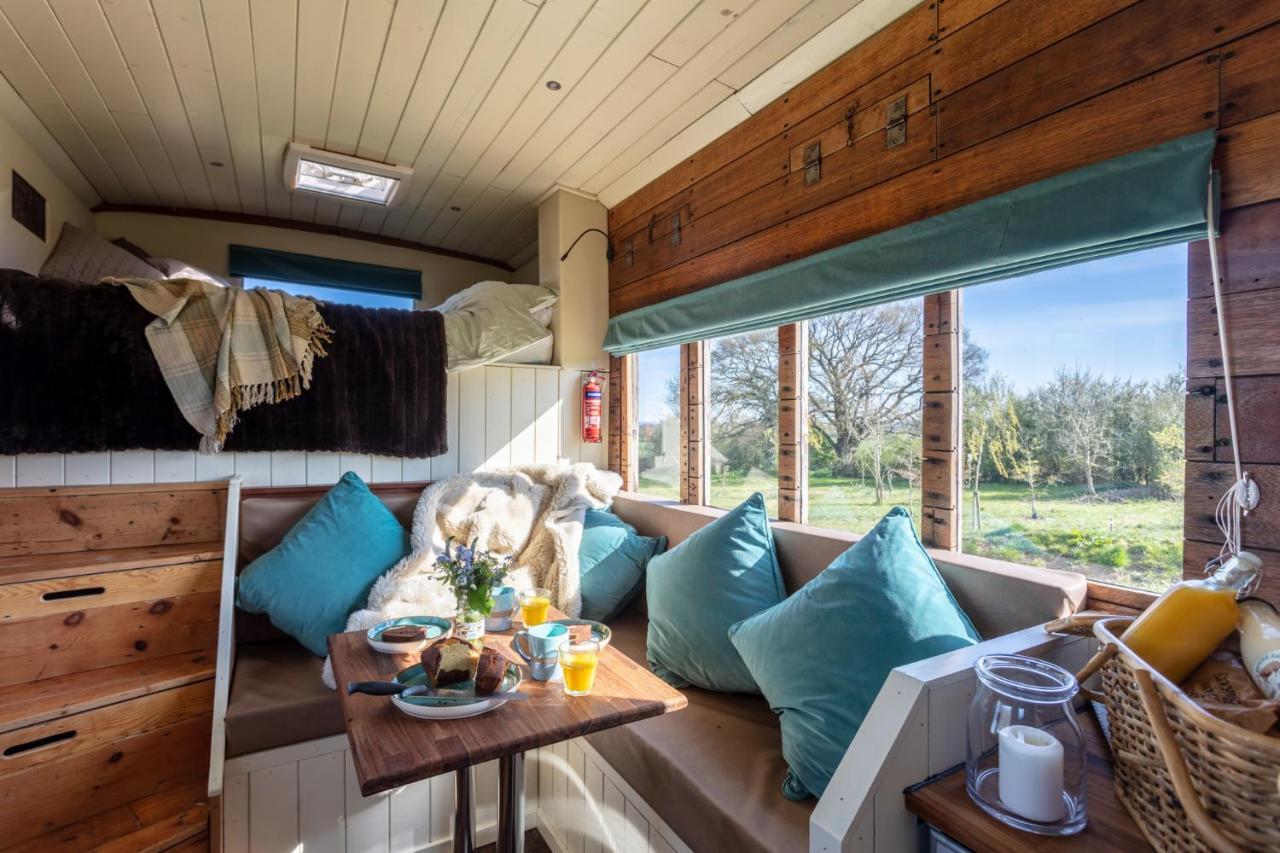 The Hoot Romantic Glamping